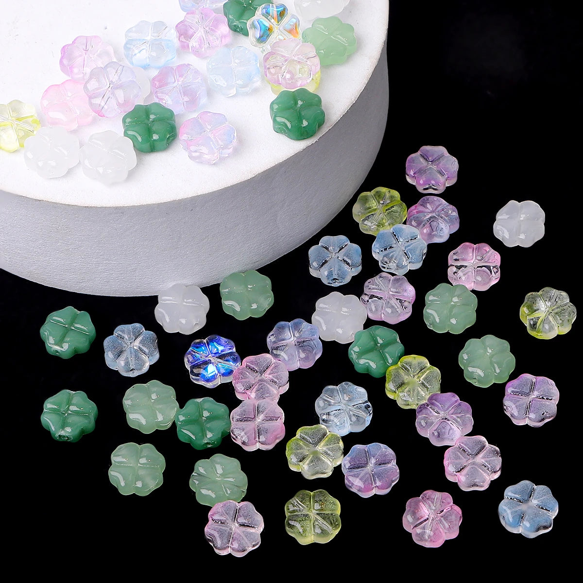 About 20Pcs Glass Four Leaf Flower Beads Scattered Beads Handmade DIY Making Couple Bracelets, Necklaces, Earrings, Jewelry Acces